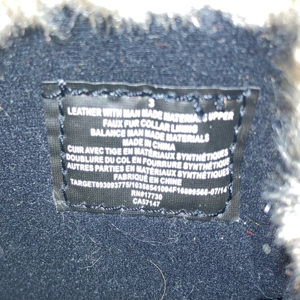 Target Black and Purple Winter Boots with Faux Fur Trim Cabincore Snow Warm Cold